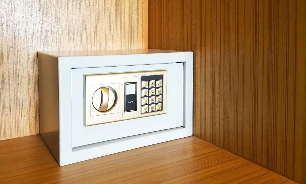 advantages of having a home safe for personal safety and property protection