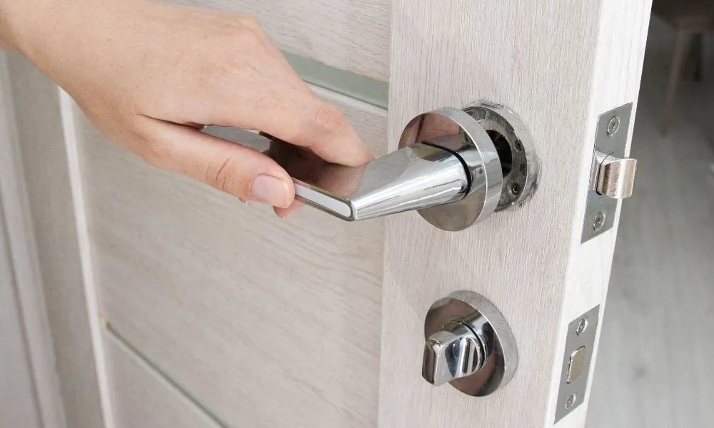 assessing your home security weak spots and hazards