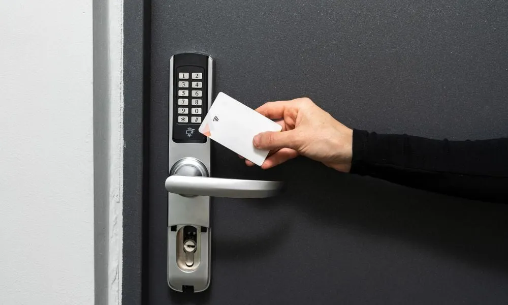 benefits of choosing eco friendly lock repair solutions