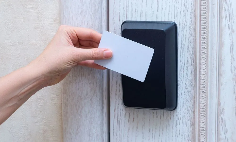 benefits of keyless entry systems for businesses