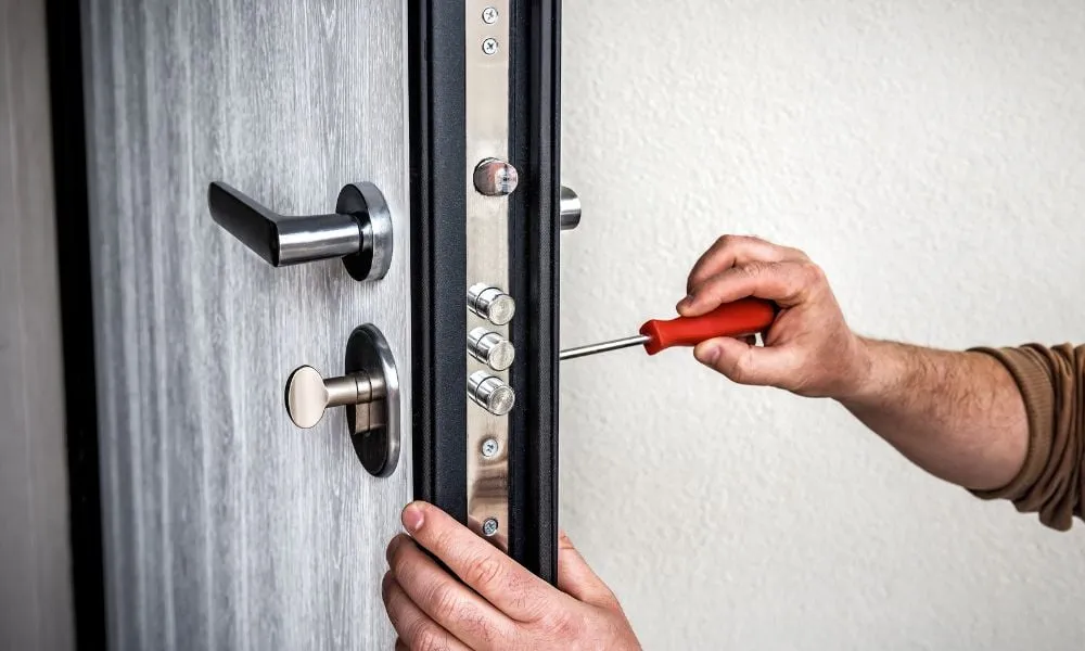budgeting and reducing emergency locksmith costs