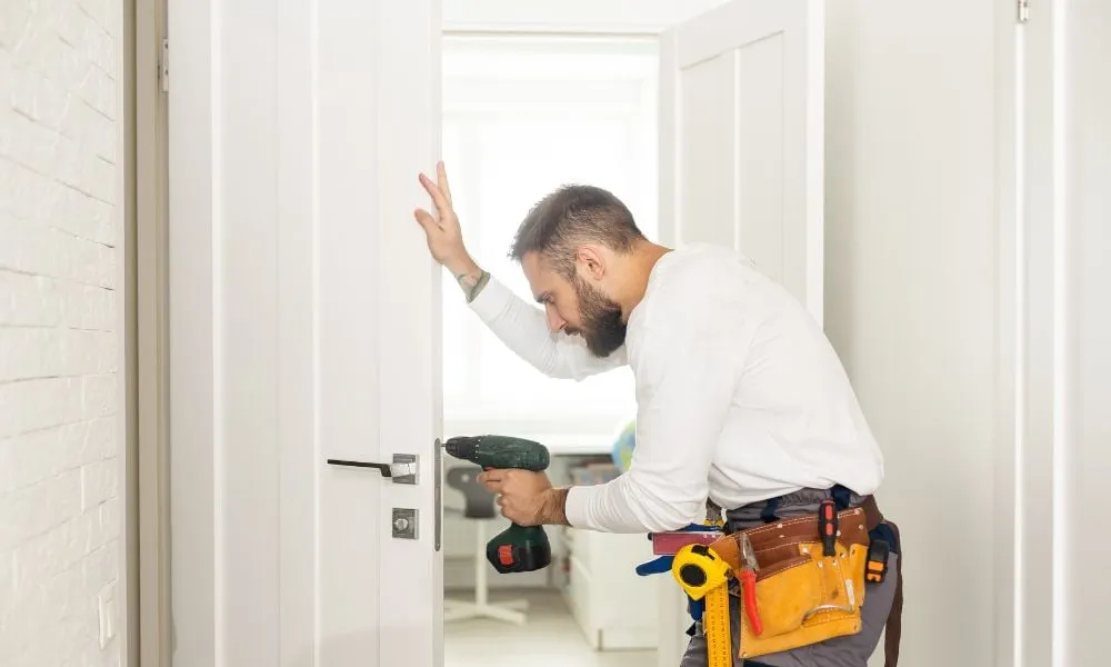 essential skills every emergency locksmith should have