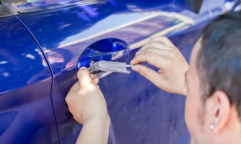 expertise in car models and lock systems