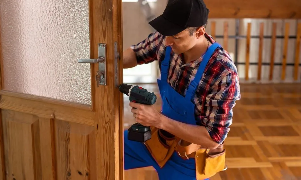 how having an emergency locksmith can benefit different situations